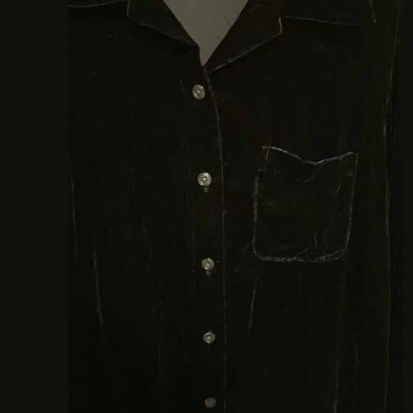 Eddie Bauer Velvet Black Shirt size Medium - Picture 6 of 7